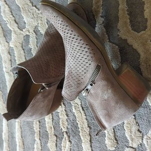 Size 8 Torrid Taupe Booties